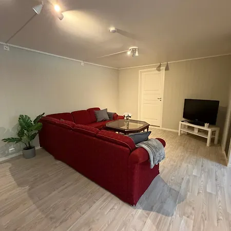 Apartment Basement Appartamento