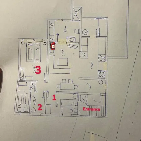 Basement Apartment, Feda Daire Kvinesdal